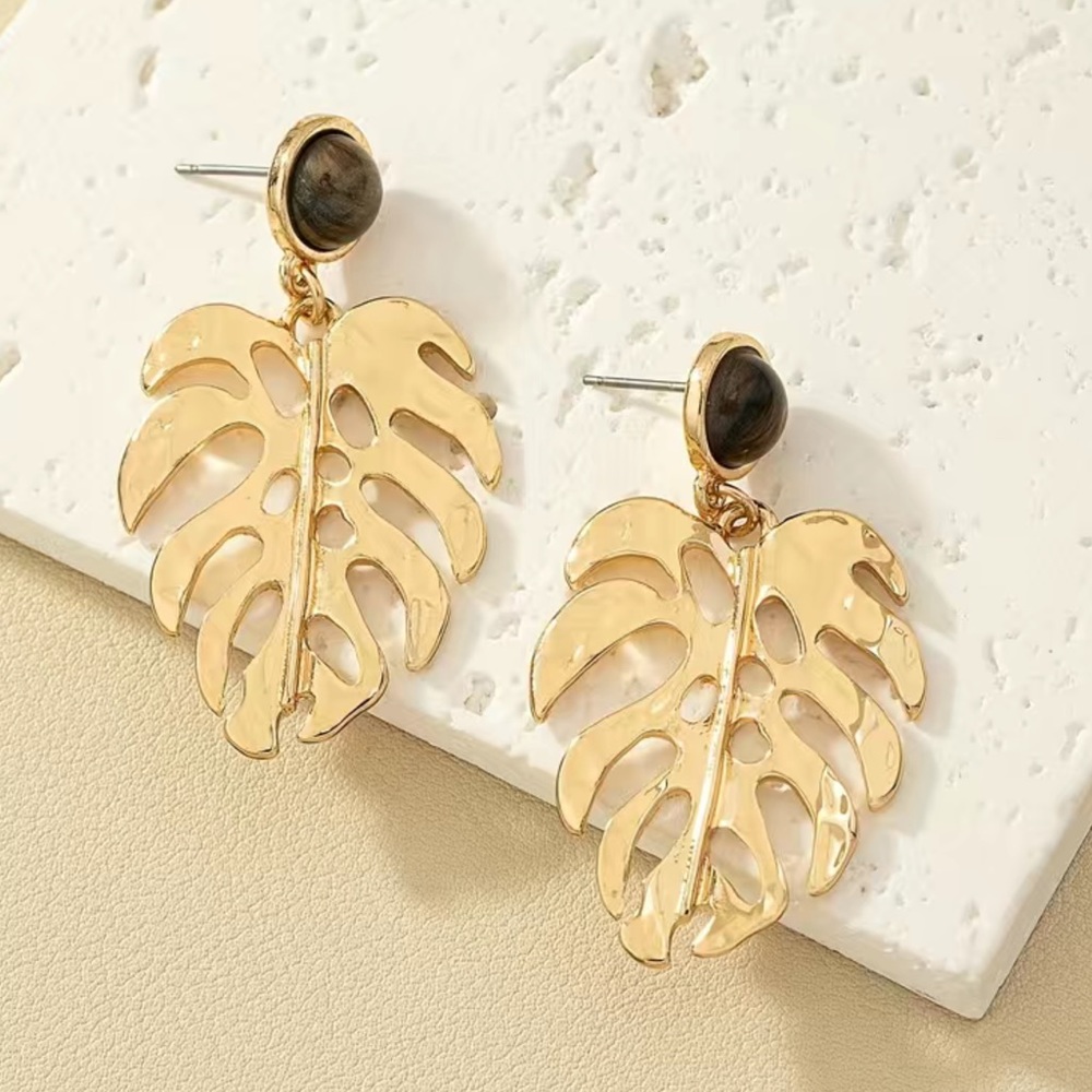 RETRO BOHO LEAF EARRINGS